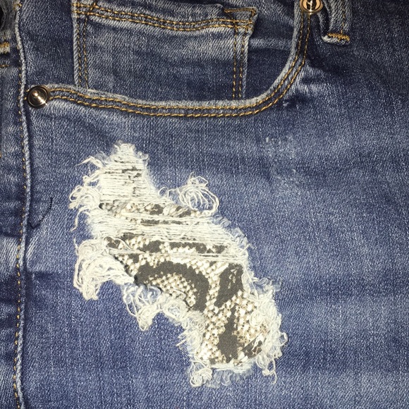 Good American Good Waist Distressed High Rise Jeans with Snake Pockets Size 8/29 - Picture 5 of 11